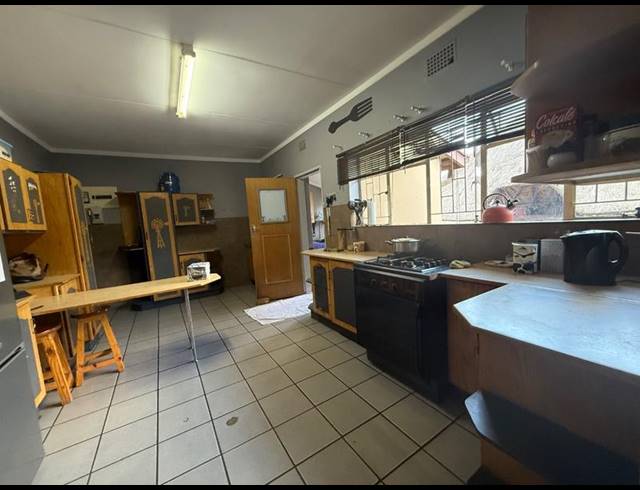 4 BEDROOM HOUSE FOR SALE IN VANDERBIJLPARK SE 1